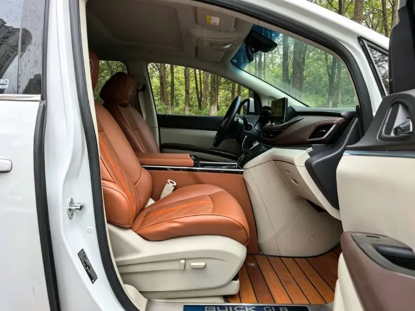 2020 Buick GL8 2.0T 237HP L4 9AT,autocango,china used car exporter,china ev exporter,chinese used car exporter,chinese used ev exporter