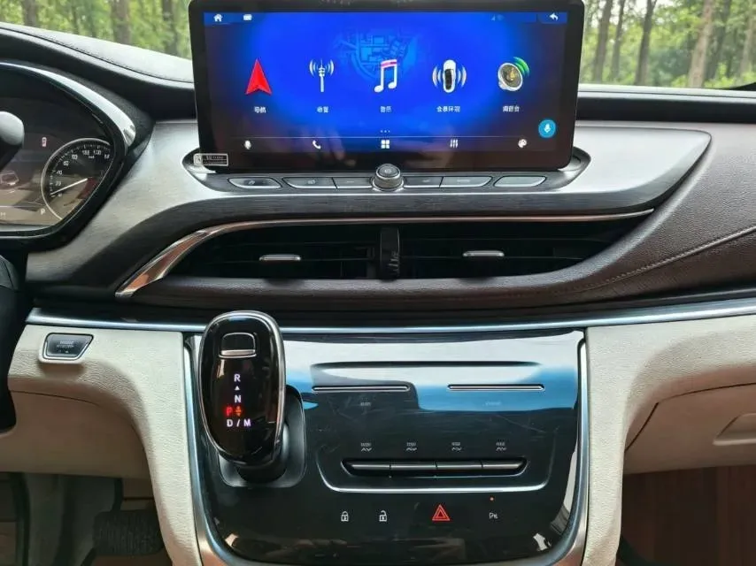 2020 Buick GL8 2.0T 237HP L4 9AT,autocango,china used car exporter,china ev exporter,chinese used car exporter,chinese used ev exporter