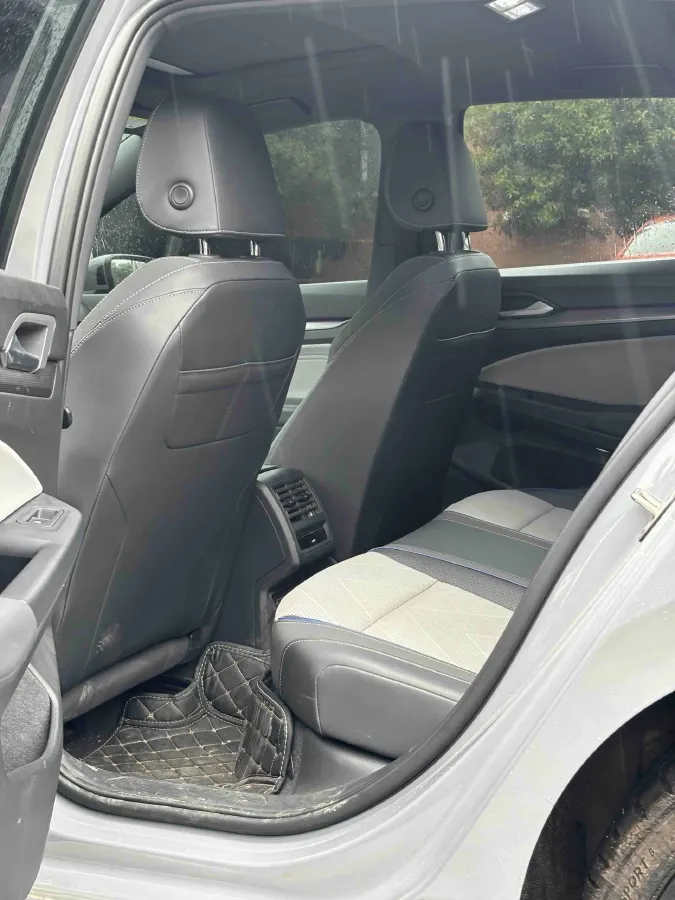 2025 Volkswagen Golf 1.5T 160HP L4 7DCT,autocango,china used car exporter,china ev exporter,chinese used car exporter,chinese used ev exporter