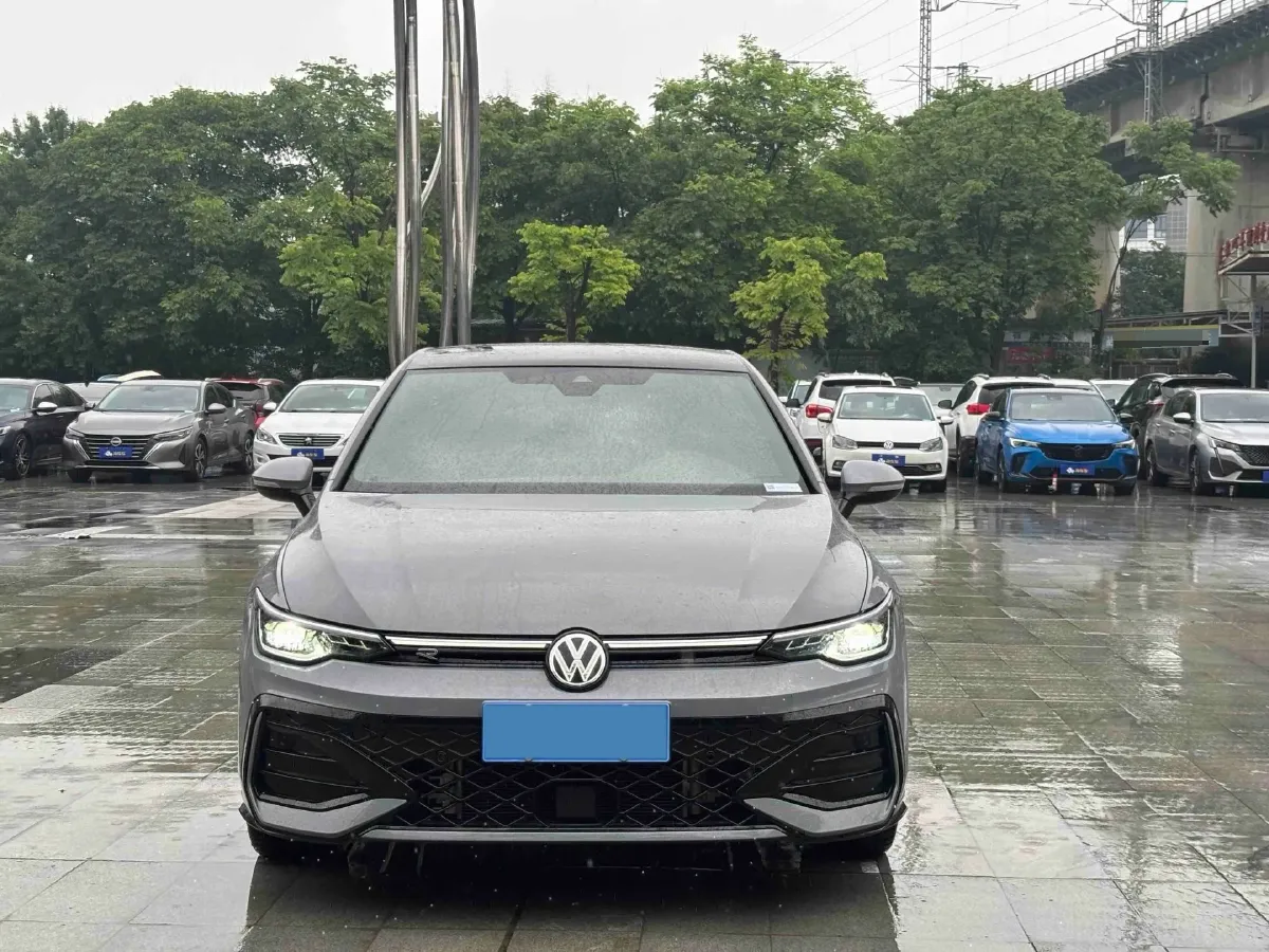 2025 Volkswagen Golf 1.5T 160HP L4 7DCT,autocango,china used car exporter,china ev exporter,chinese used car exporter,chinese used ev exporter