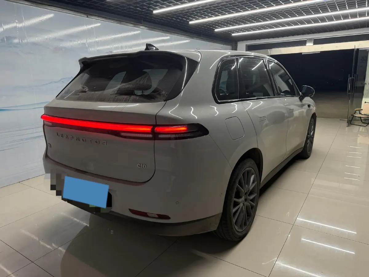 2024 Leapmotor C10 1.5L 95HP L4 REEV 28.4KWH,autocango,china used car exporter,china ev exporter,chinese used car exporter,chinese used ev exporter
