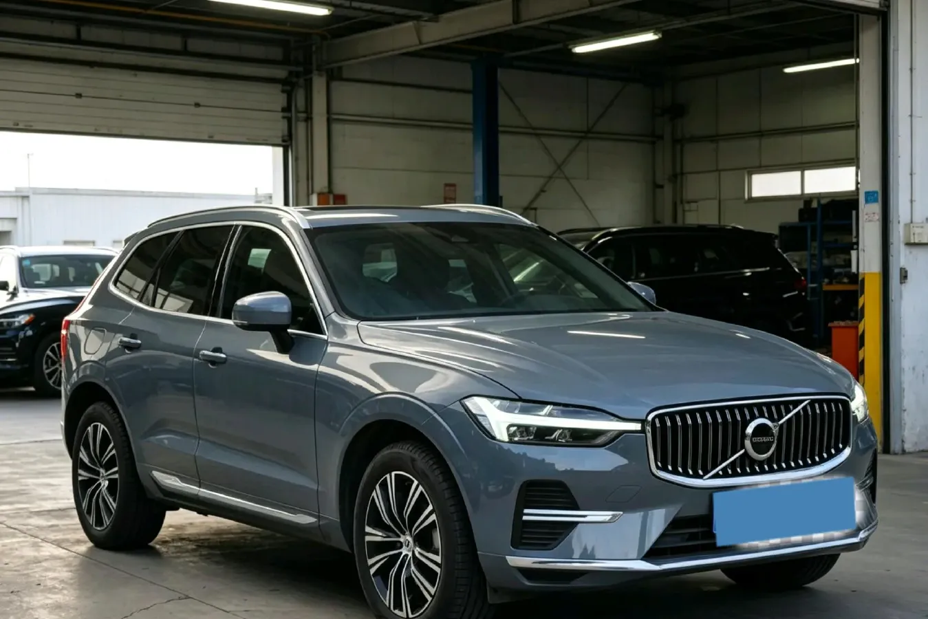 2022 Volvo XC60 2.0T 250HP L4 8AT,autocango,china used car exporter,china ev exporter,chinese used car exporter,chinese used ev exporter