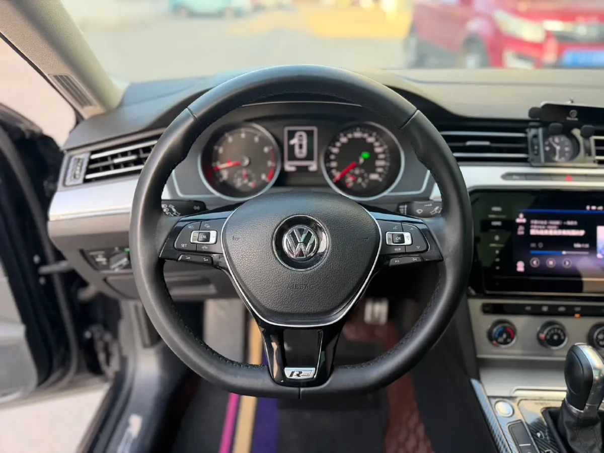 2018 Volkswagen Magotan 1.4T 150HP L4 7DCT,autocango,china used car exporter,china ev exporter,chinese used car exporter,chinese used ev exporter