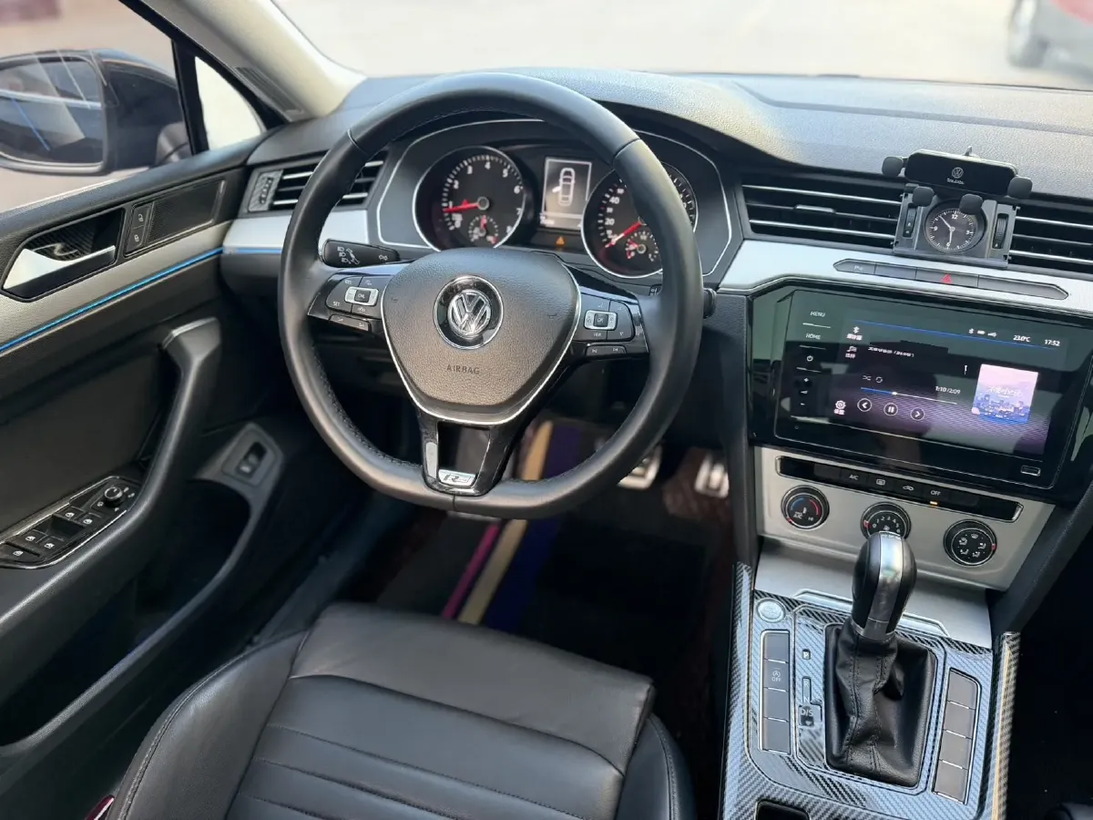 2018 Volkswagen Magotan 1.4T 150HP L4 7DCT,autocango,china used car exporter,china ev exporter,chinese used car exporter,chinese used ev exporter