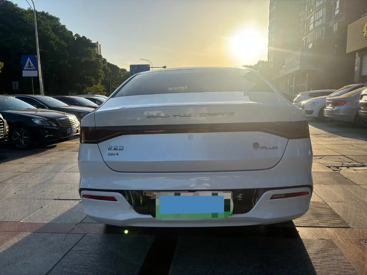 2021 Haval F7 1.5T 169HP L4 7DCT,autocango,china used car exporter,china ev exporter,chinese used car exporter,chinese used ev exporter
