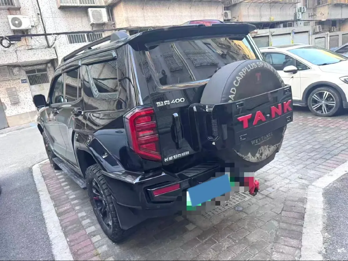 2024 Tank 400 2.0T 252HP L4 9AT PHEV 36.7/37.1KWH,autocango,china used car exporter,china ev exporter,chinese used car exporter,chinese used ev exporter