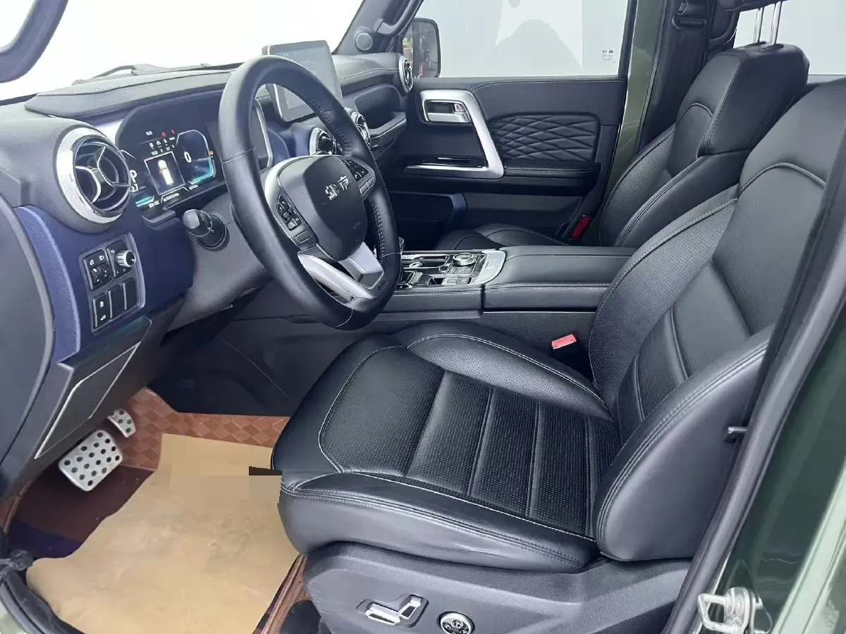 2020 Beijing BJ40 2.0T 224HP L4 8AT,autocango,china used car exporter,china ev exporter,chinese used car exporter,chinese used ev exporter
