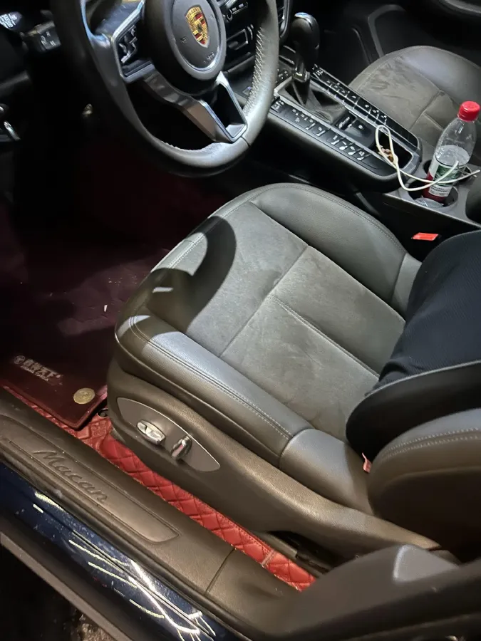 2021 Porsche Macan 2.0T 252HP L4 7DCT,autocango,china used car exporter,china ev exporter,chinese used car exporter,chinese used ev exporter