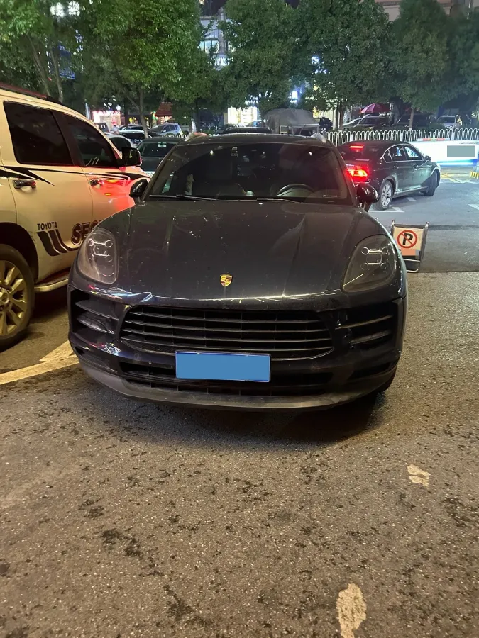 2021 Porsche Macan 2.0T 252HP L4 7DCT,autocango,china used car exporter,china ev exporter,chinese used car exporter,chinese used ev exporter