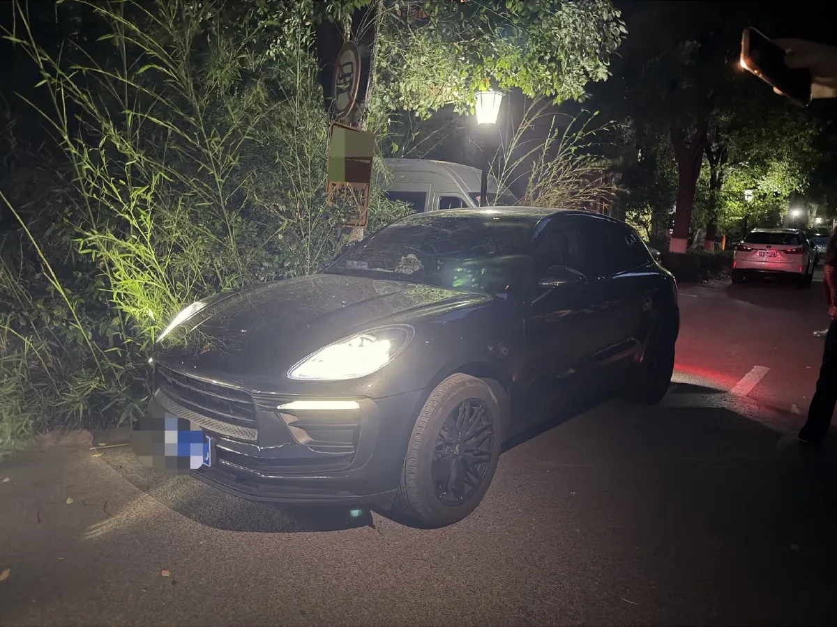 2023 Porsche Macan 2.0T 265HP L4 7DCT,autocango,china used car exporter,china ev exporter,chinese used car exporter,chinese used ev exporter