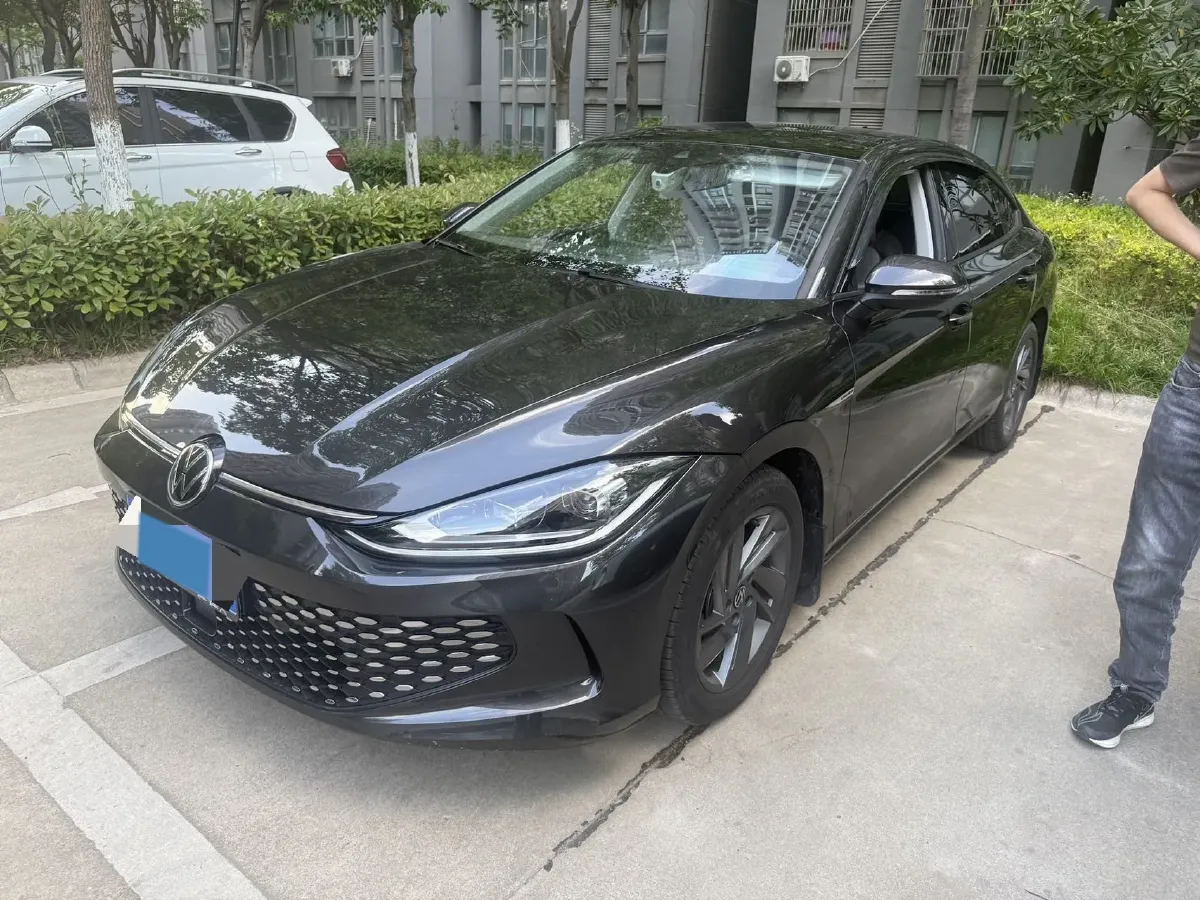 2024 Volkswagen Lamando 1.4T 150HP L4 7DCT,autocango,china used car exporter,china ev exporter,chinese used car exporter,chinese used ev exporter