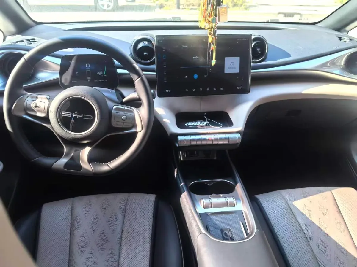 2023 BYD Dolphin BEV 44.928KWH,autocango,china used car exporter,china ev exporter,chinese used car exporter,chinese used ev exporter
