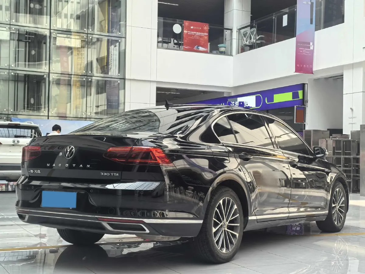 2020 Volkswagen Magotan 2.0T 186HP L4 7DCT,autocango,china used car exporter,china ev exporter,chinese used car exporter,chinese used ev exporter