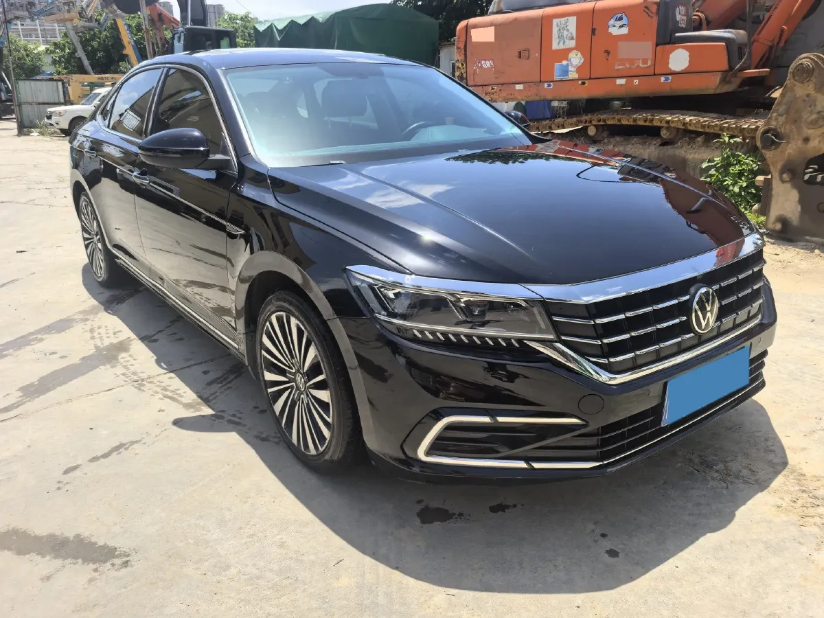 2021 Volkswagen Passat 2.0T 186HP L4 7DCT,autocango,china used car exporter,china ev exporter,chinese used car exporter,chinese used ev exporter
