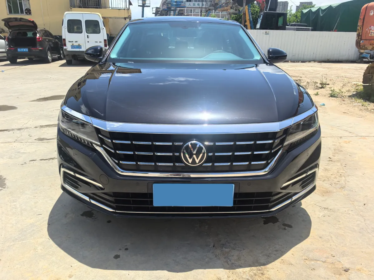 2021 Volkswagen Passat 2.0T 186HP L4 7DCT,autocango,china used car exporter,china ev exporter,chinese used car exporter,chinese used ev exporter