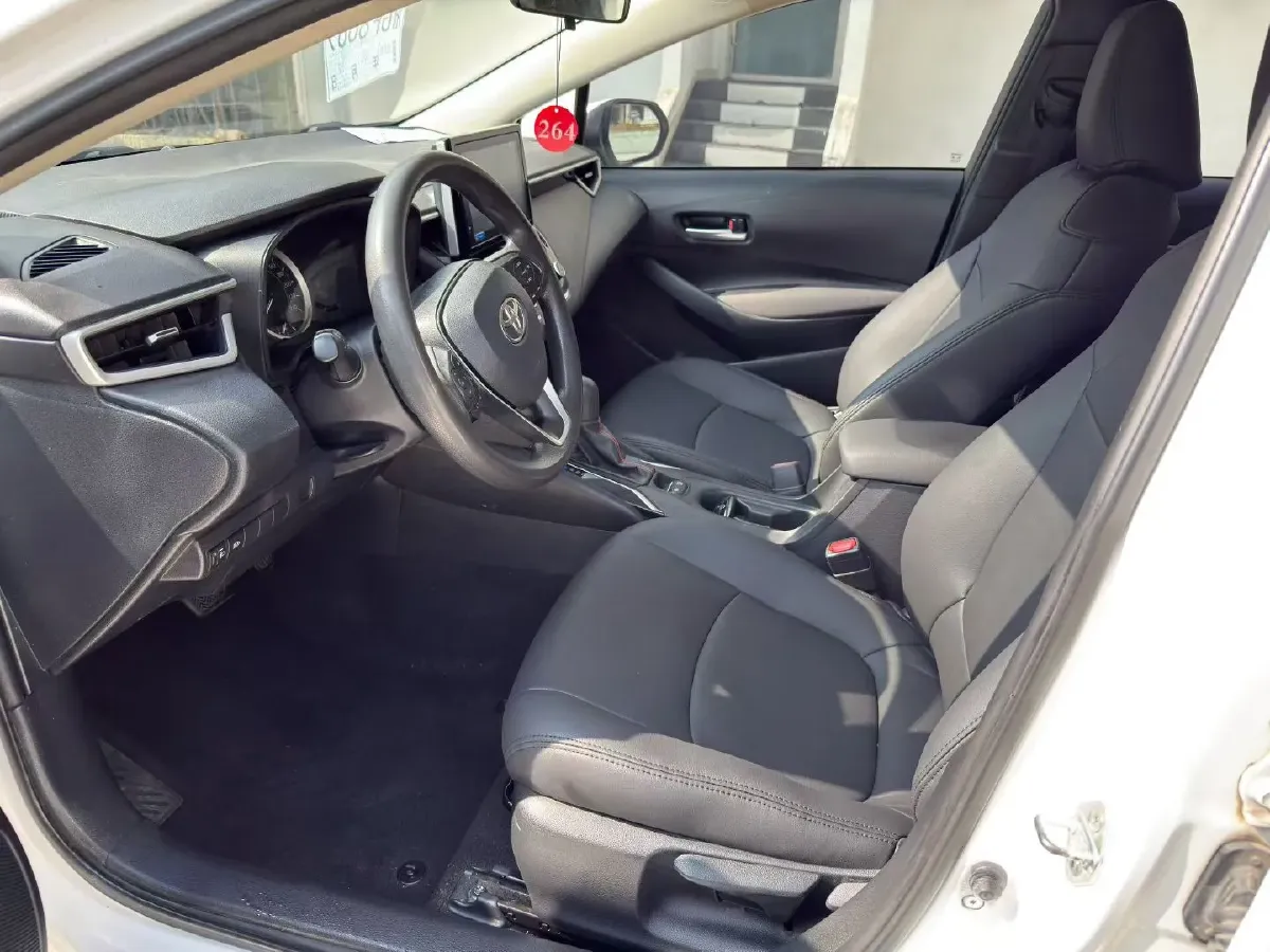2021 Toyota Corolla 1.2T 116HP L4 CVT,autocango,china used car exporter,china ev exporter,chinese used car exporter,chinese used ev exporter