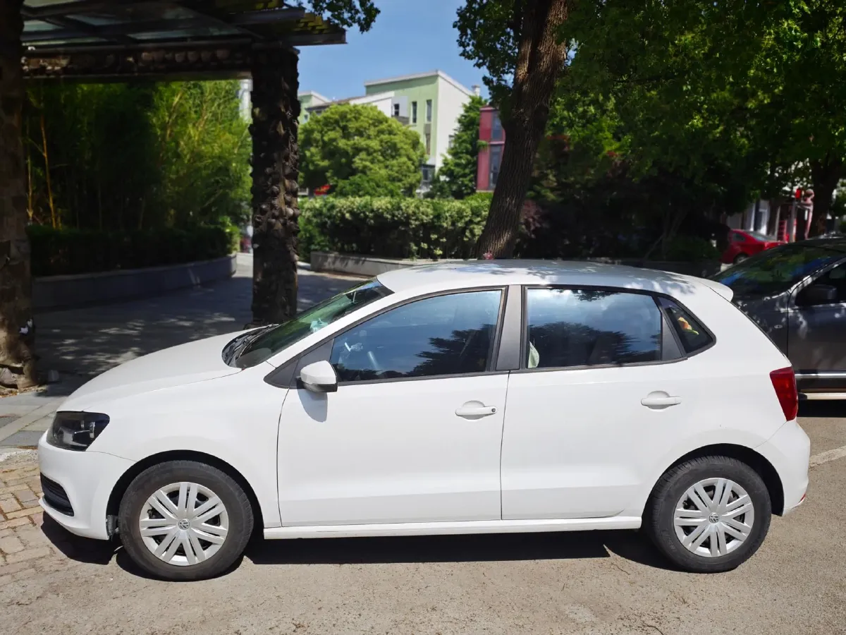 2016 Volkswagen Polo 1.4L 90HP L4 6AT,autocango,china used car exporter,china ev exporter,chinese used car exporter,chinese used ev exporter
