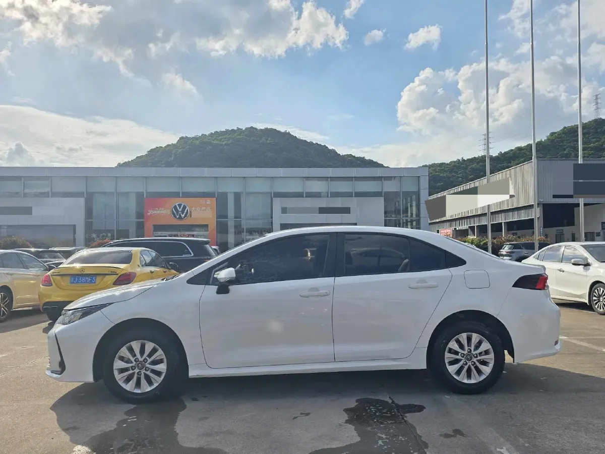 2019 Toyota Corolla 1.2T 116HP L4 CVT,autocango,china used car exporter,china ev exporter,chinese used car exporter,chinese used ev exporter