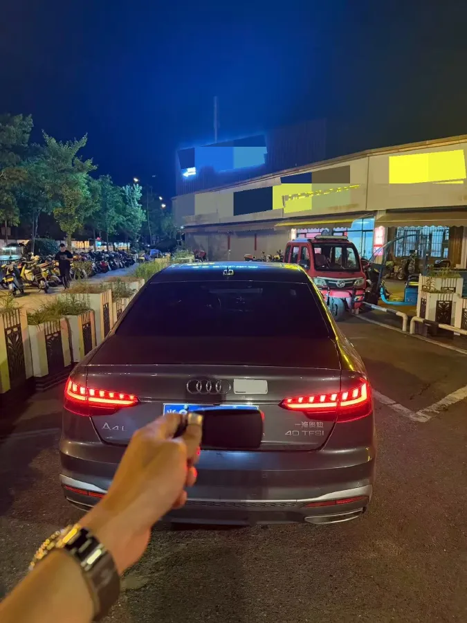 2020 Audi A4L 2.0T 150HP L4 7DCT,autocango,china used car exporter,china ev exporter,chinese used car exporter,chinese used ev exporter