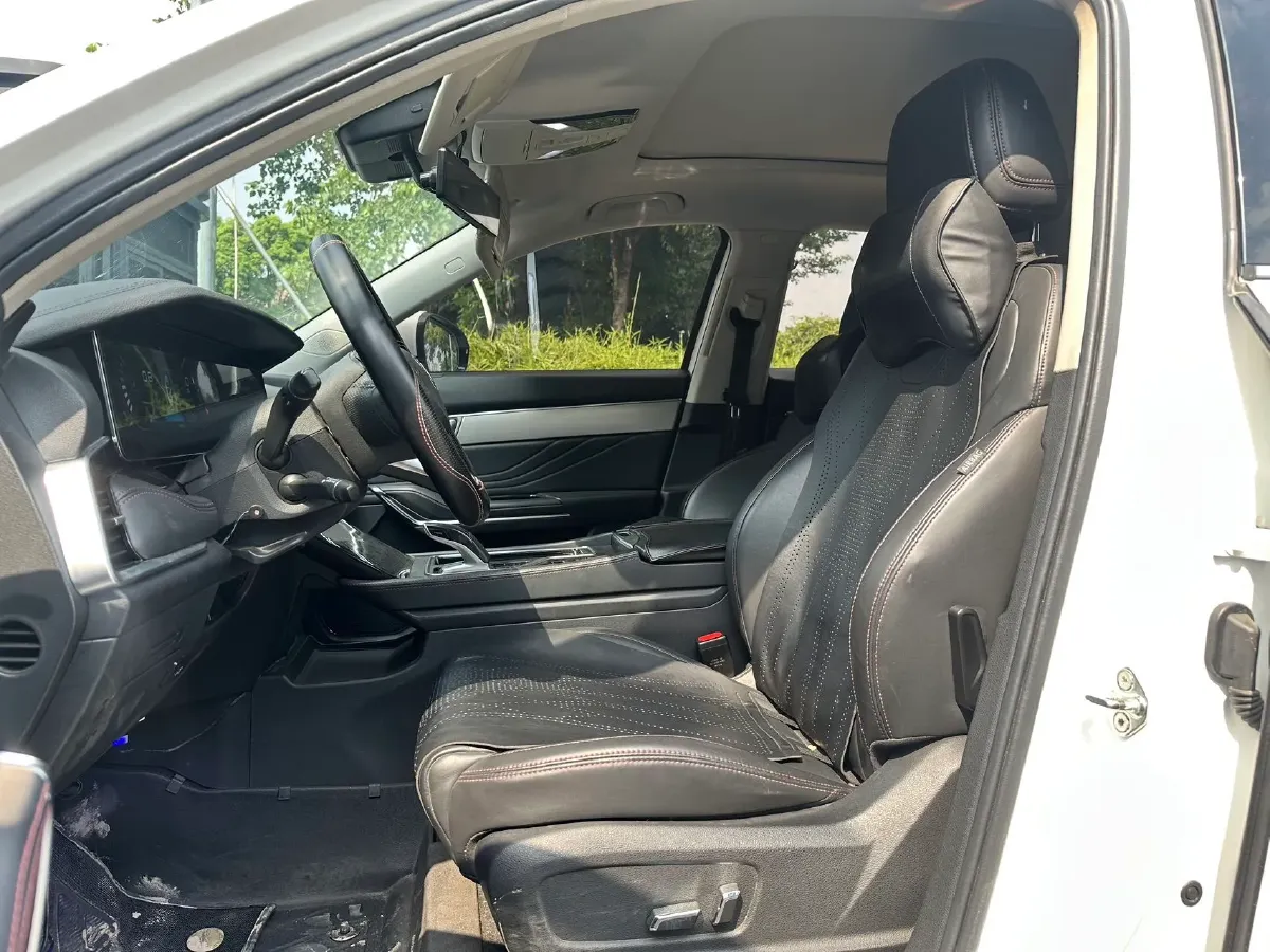 2020 Bestune T99 2.0T 224HP L4 6AT,autocango,china used car exporter,china ev exporter,chinese used car exporter,chinese used ev exporter