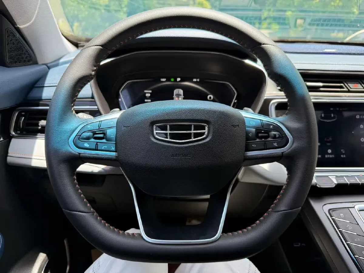 2022 Geely Azkarra 1.8T 184HP L4 7DCT,autocango,china used car exporter,china ev exporter,chinese used car exporter,chinese used ev exporter