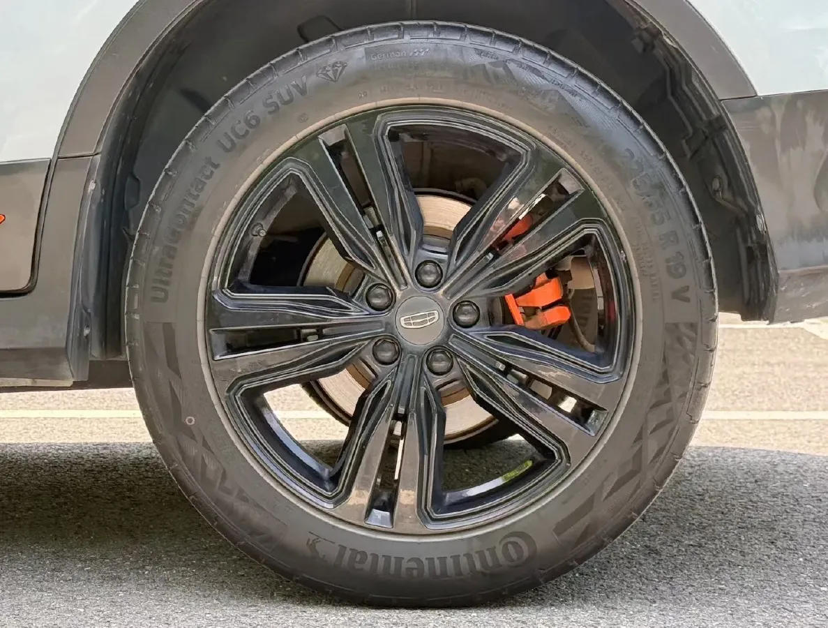 2022 Geely Azkarra 1.8T 184HP L4 7DCT,autocango,china used car exporter,china ev exporter,chinese used car exporter,chinese used ev exporter
