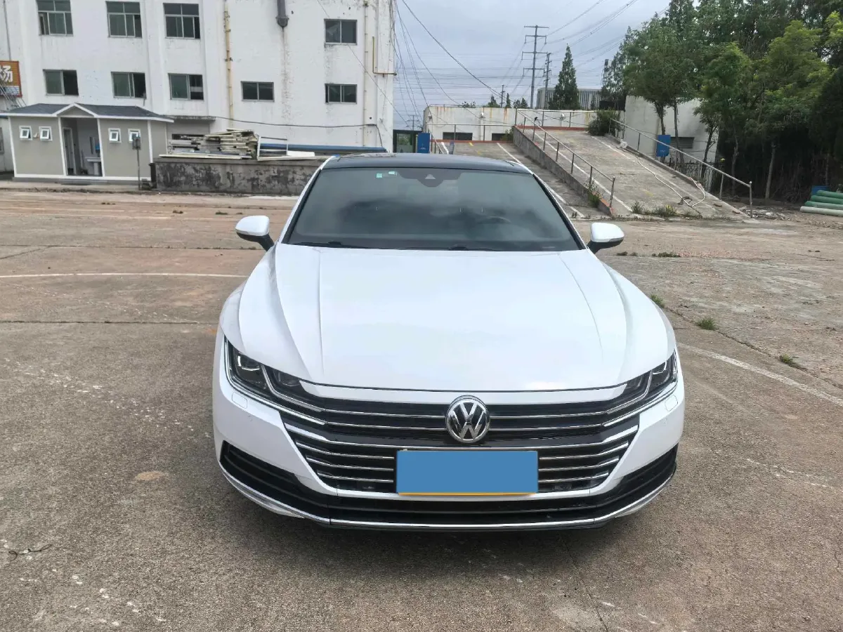 2020 Volkswagen CC 2.0T 186HP L4 7DCT,autocango,china used car exporter,china ev exporter,chinese used car exporter,chinese used ev exporter