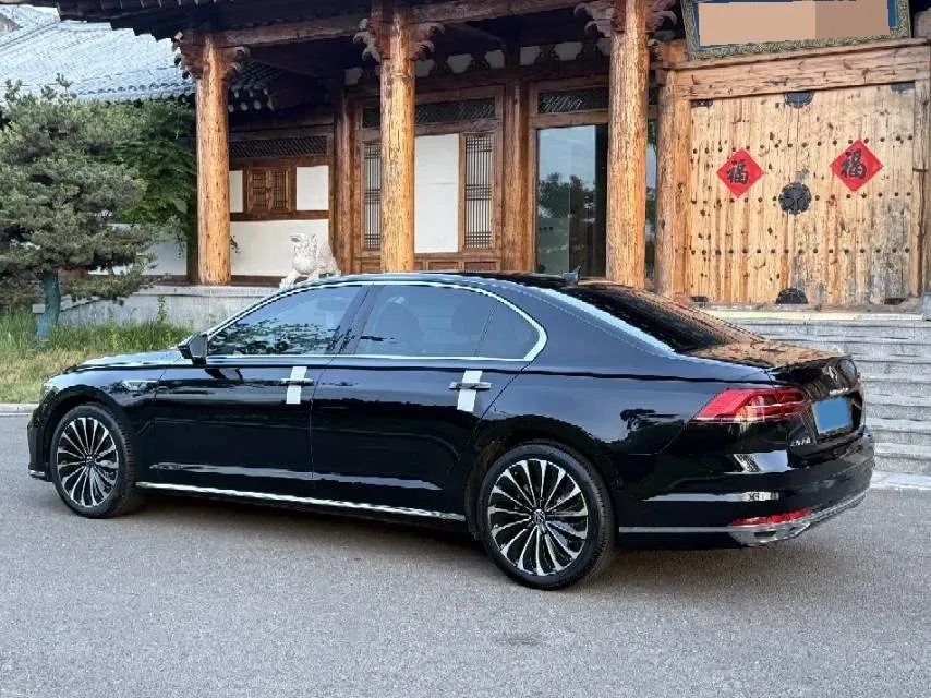 2021 Volkswagen Phideon 2.0T 224HP L4 7DCT,autocango,china used car exporter,china ev exporter,chinese used car exporter,chinese used ev exporter