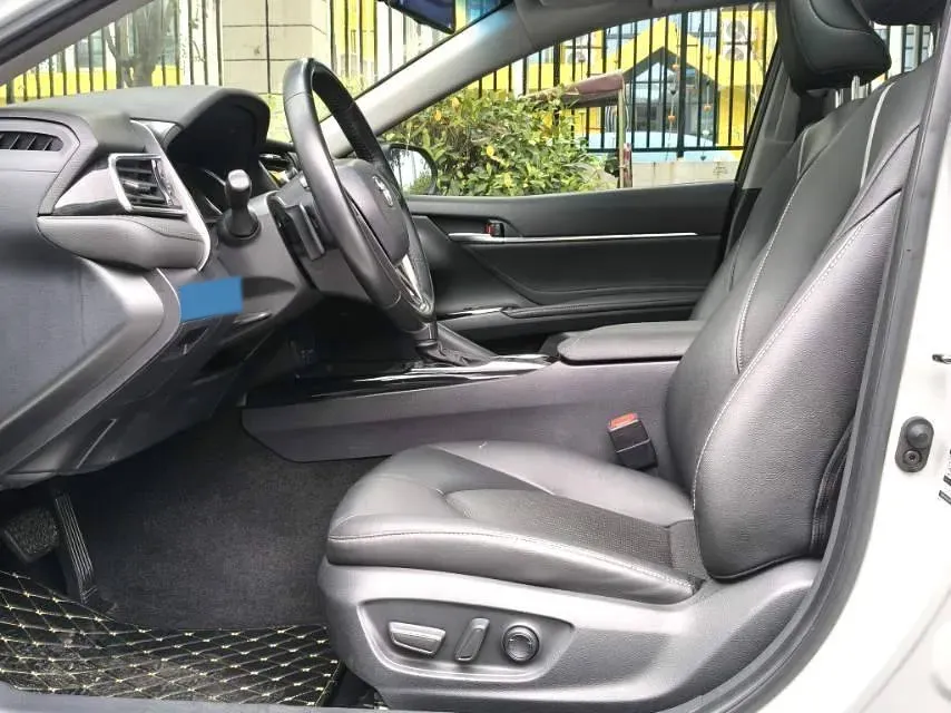 2019 Toyota Camry 2.5L 209HP L4 8AT,autocango,china used car exporter,china ev exporter,chinese used car exporter,chinese used ev exporter