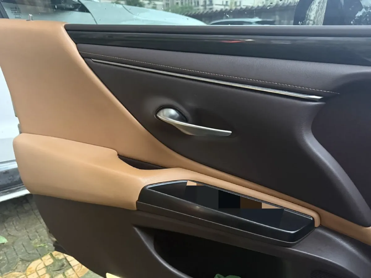 2020 Lexus ES 2.0L 173HP L4 CVT,autocango,china used car exporter,china ev exporter,chinese used car exporter,chinese used ev exporter