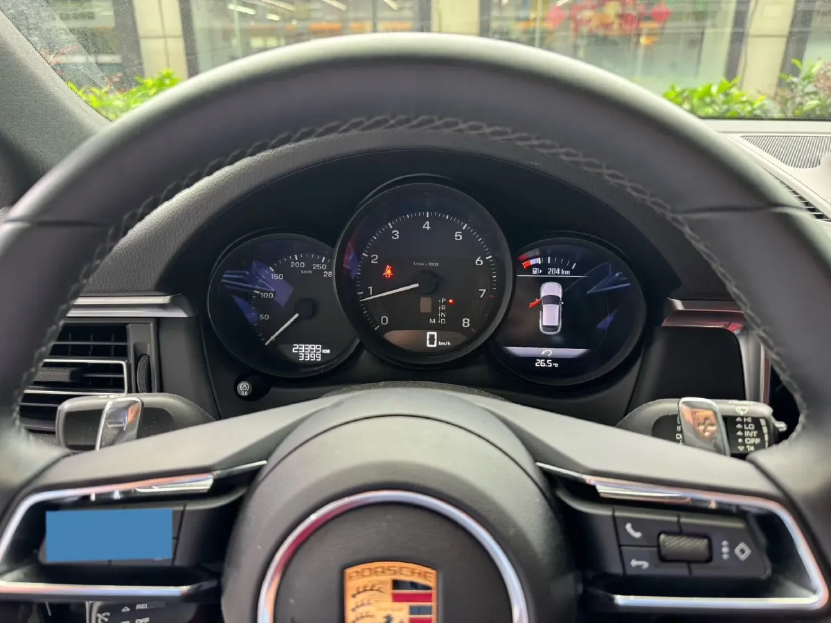 2022 Porsche Macan 2.0T 265HP L4 7DCT,autocango,china used car exporter,china ev exporter,chinese used car exporter,chinese used ev exporter