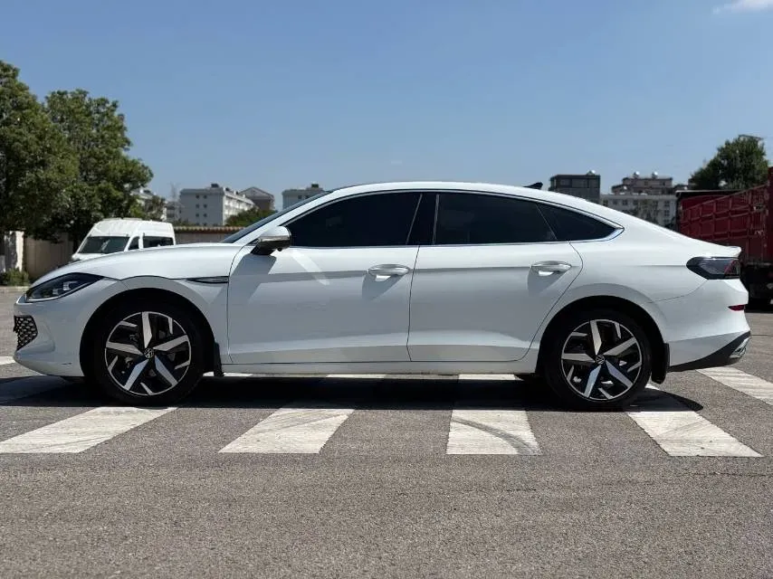 2023 Volkswagen Lamando 1.4T 150HP L4 7DCT,autocango,china used car exporter,china ev exporter,chinese used car exporter,chinese used ev exporter