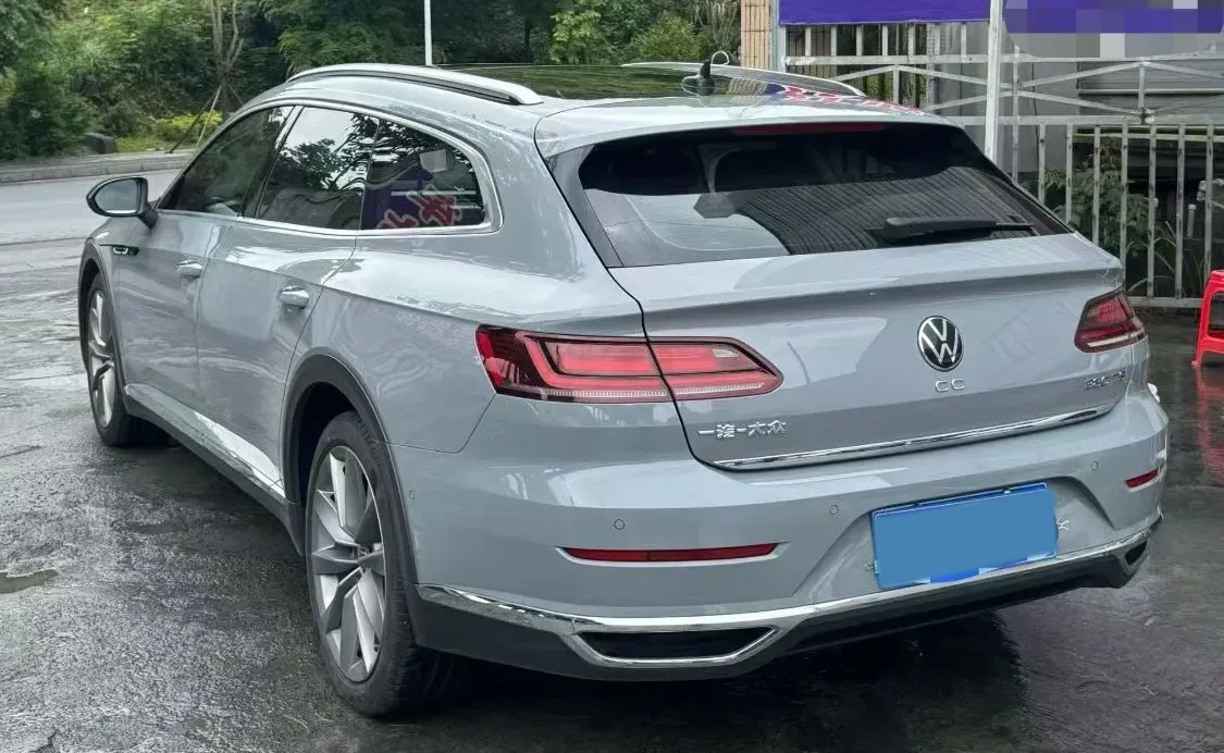 2021 Volkswagen CC 2.0T 220HP L4 7DCT,autocango,china used car exporter,china ev exporter,chinese used car exporter,chinese used ev exporter