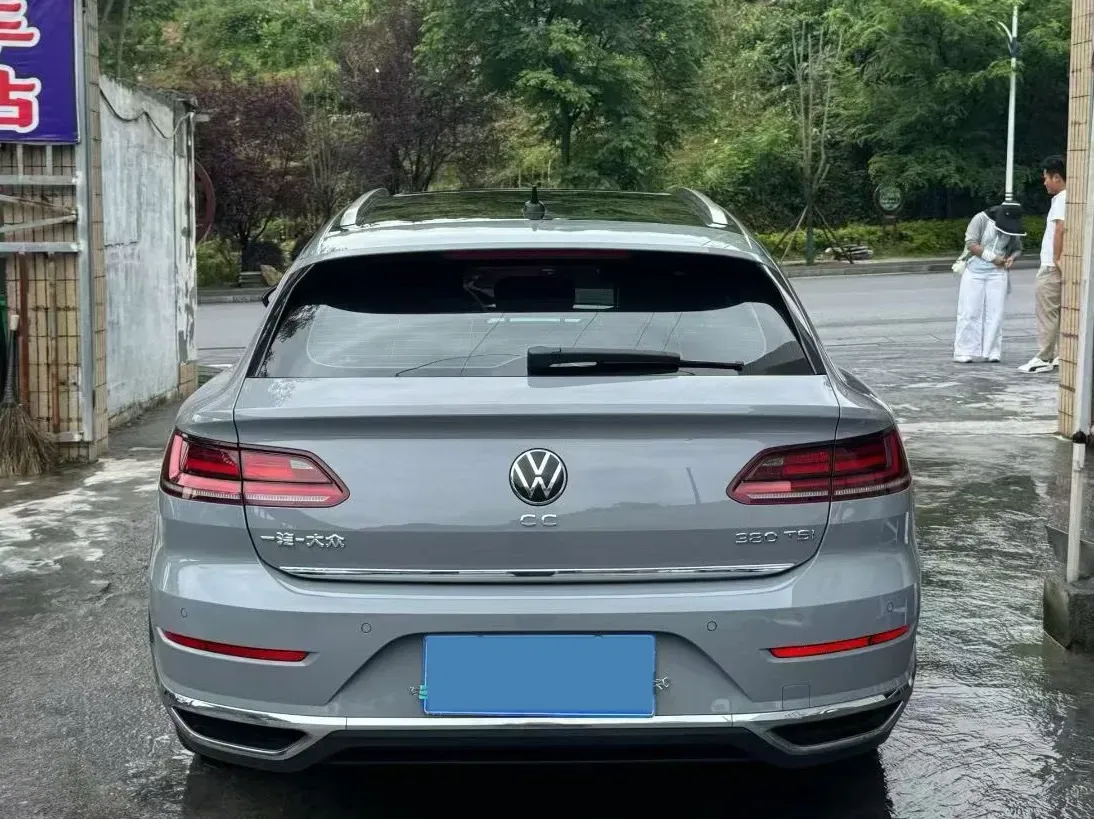 2021 Volkswagen CC 2.0T 220HP L4 7DCT,autocango,china used car exporter,china ev exporter,chinese used car exporter,chinese used ev exporter