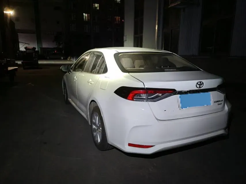 2021 Toyota Corolla 1.2T 116HP L4 CVT,autocango,china used car exporter,china ev exporter,chinese used car exporter,chinese used ev exporter
