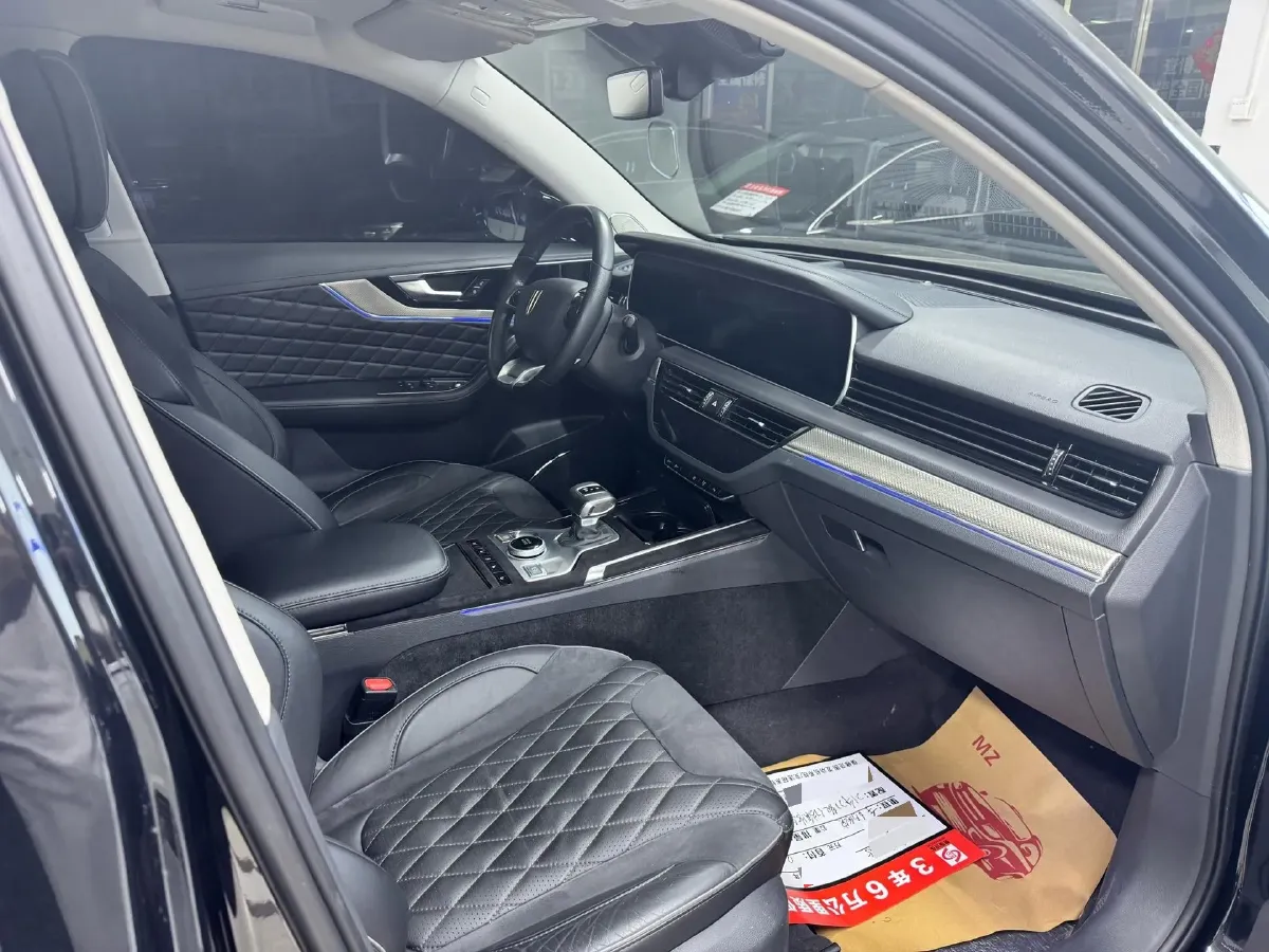 2022 HongQi HS5 2.0T 224HP L4 6AT,autocango,china used car exporter,china ev exporter,chinese used car exporter,chinese used ev exporter