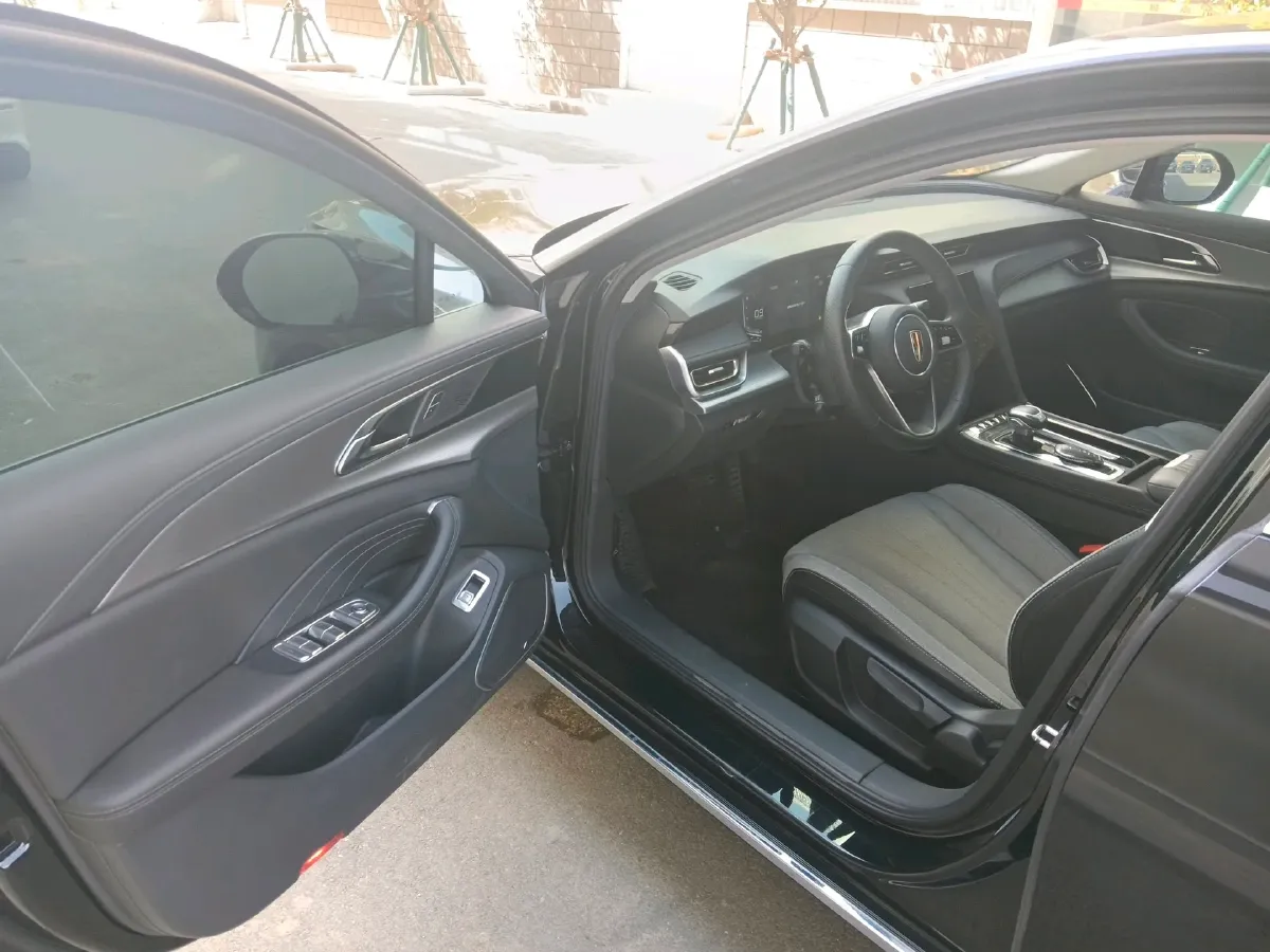 2024 HongQi H5 1.5T 169HP L4 7DCT,autocango,china used car exporter,china ev exporter,chinese used car exporter,chinese used ev exporter