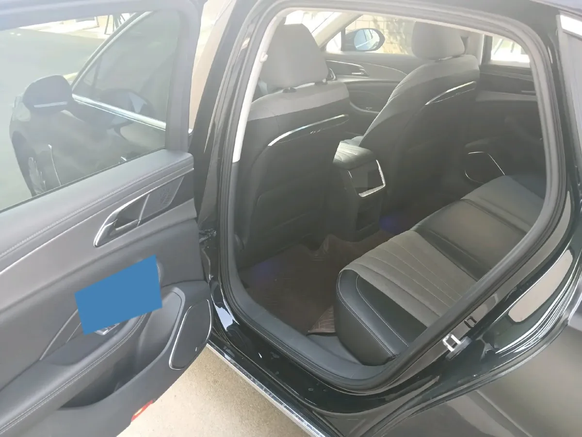 2024 HongQi H5 1.5T 169HP L4 7DCT,autocango,china used car exporter,china ev exporter,chinese used car exporter,chinese used ev exporter