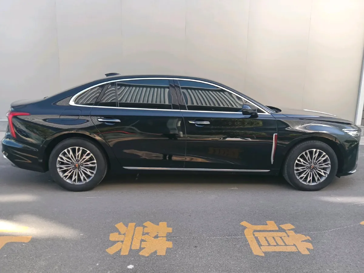 2024 HongQi H5 1.5T 169HP L4 7DCT,autocango,china used car exporter,china ev exporter,chinese used car exporter,chinese used ev exporter