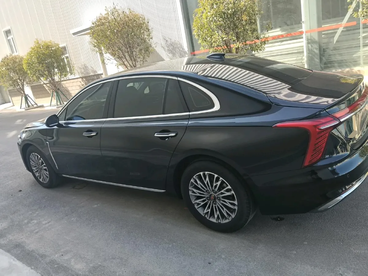 2024 HongQi H5 1.5T 169HP L4 7DCT,autocango,china used car exporter,china ev exporter,chinese used car exporter,chinese used ev exporter