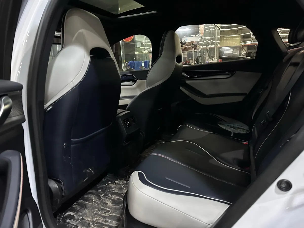 2021 Haval F7 1.5T 169HP L4 7DCT,autocango,china used car exporter,china ev exporter,chinese used car exporter,chinese used ev exporter