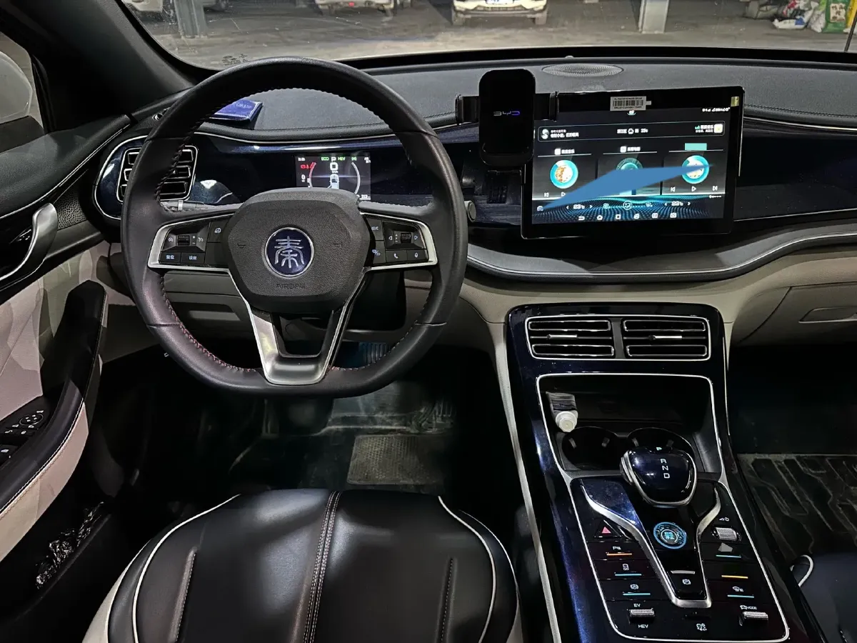 2021 Haval F7 1.5T 169HP L4 7DCT,autocango,china used car exporter,china ev exporter,chinese used car exporter,chinese used ev exporter