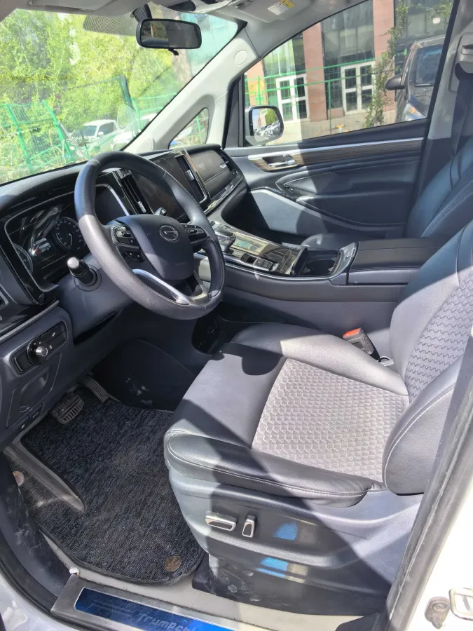 2021 GAC Trumpchi M8 2.0T 252HP L4 8AT,autocango,china used car exporter,china ev exporter,chinese used car exporter,chinese used ev exporter