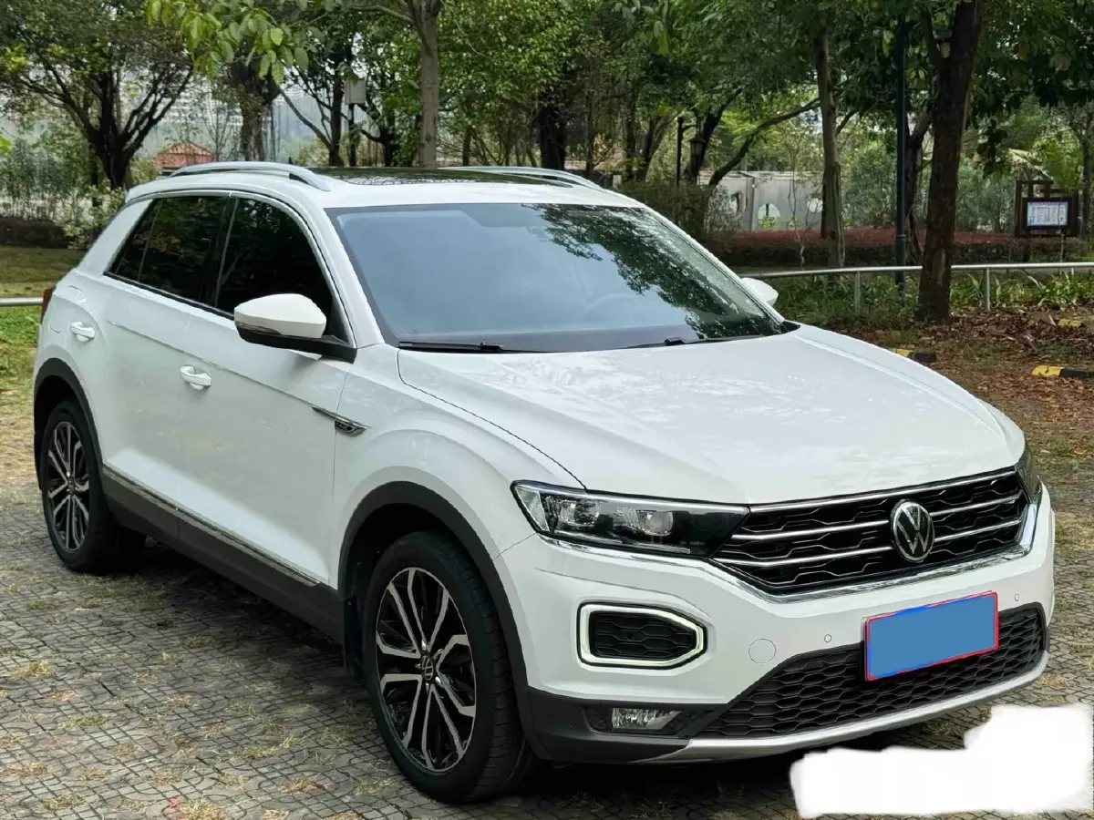 2021 Volkswagen T-Roc 1.4T 150HP L4 7DCT,autocango,china used car exporter,china ev exporter,chinese used car exporter,chinese used ev exporter