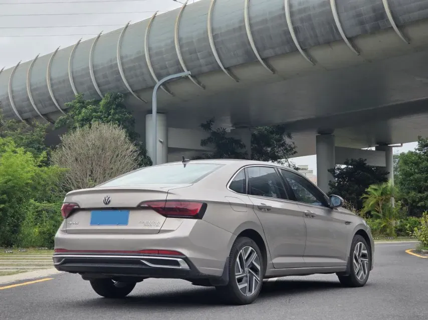 2023 Volkswagen Sagitar 1.5T 160HP L4 7DCT,autocango,china used car exporter,china ev exporter,chinese used car exporter,chinese used ev exporter