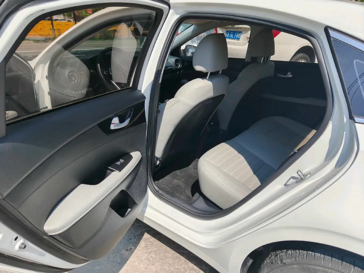 2023 Kia K3 1.5L 115HP L4 CVT,autocango,china used car exporter,china ev exporter,chinese used car exporter,chinese used ev exporter