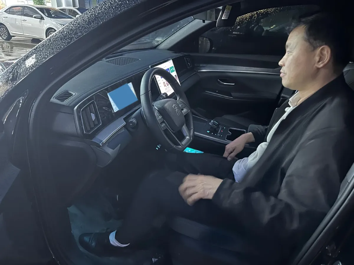 2025 BYD Song Pro 1.5L 101HP L4 E-CVT PHEV 12.9KWH,autocango,china used car exporter,china ev exporter,chinese used car exporter,chinese used ev exporter