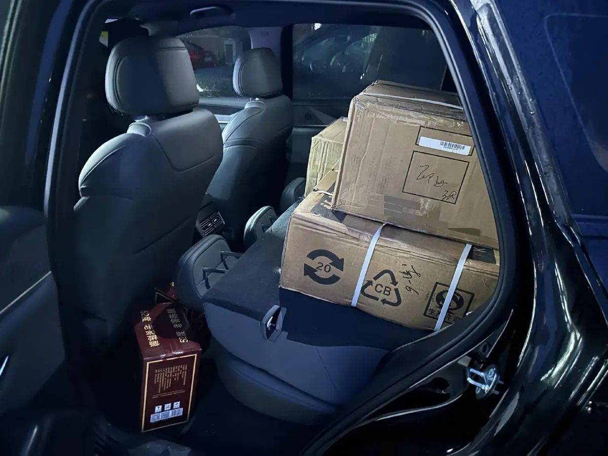 2025 BYD Song Pro 1.5L 101HP L4 E-CVT PHEV 12.9KWH,autocango,china used car exporter,china ev exporter,chinese used car exporter,chinese used ev exporter