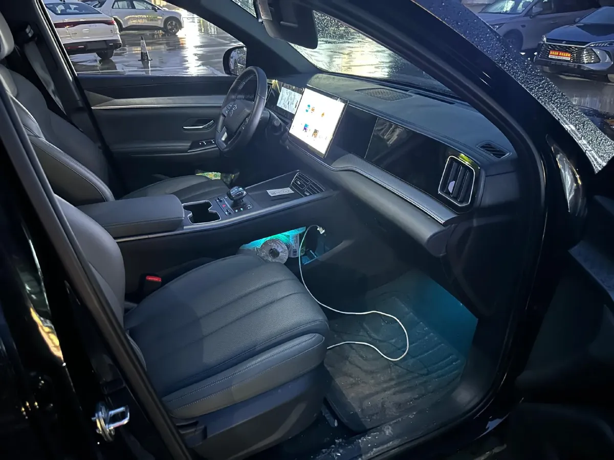 2025 BYD Song Pro 1.5L 101HP L4 E-CVT PHEV 12.9KWH,autocango,china used car exporter,china ev exporter,chinese used car exporter,chinese used ev exporter