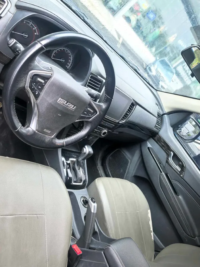 2020 Isuzu LingTuo 2.5T 150HP L4 6AT,autocango,china used car exporter,china ev exporter,chinese used car exporter,chinese used ev exporter